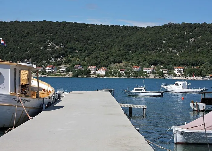 - Donja 14425c Supetarska Draga