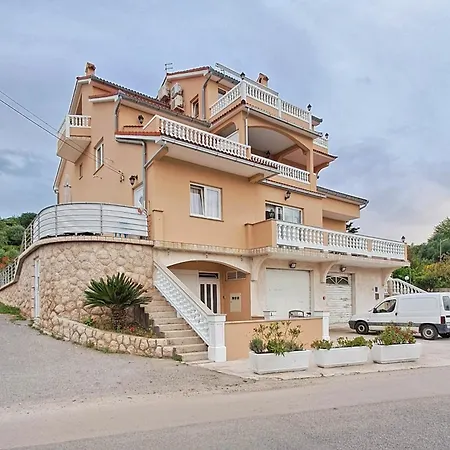 - Donja 14425c Apartment
