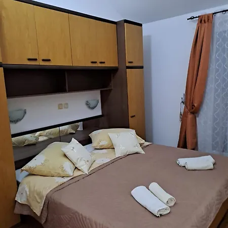 Apartment - Donja 14425c *